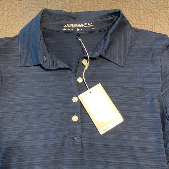 Nike Tops - Nike Women’s Golf long sleeve navy dri-fit shirt.